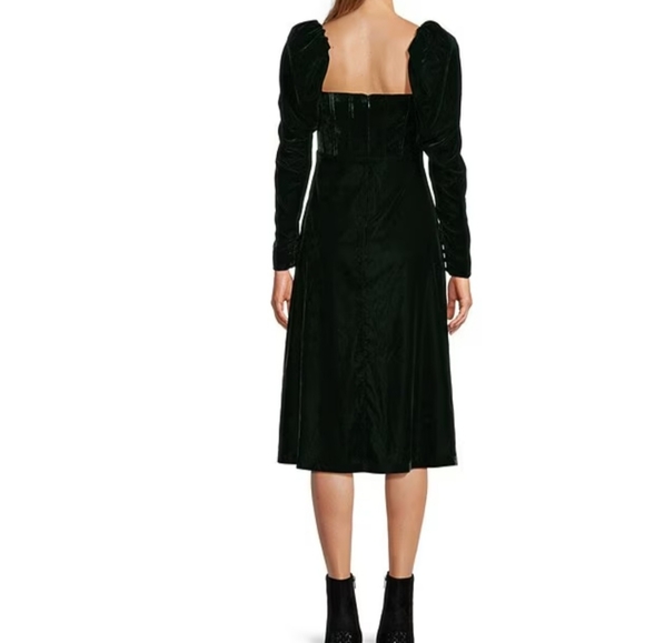 Antonio Melani MacKenzie Square Neck Long Sleeve Velvet A-Line Midi Dress - Picture 2 of 9
